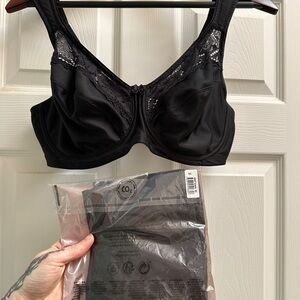 Miss Mary Lingerie Set